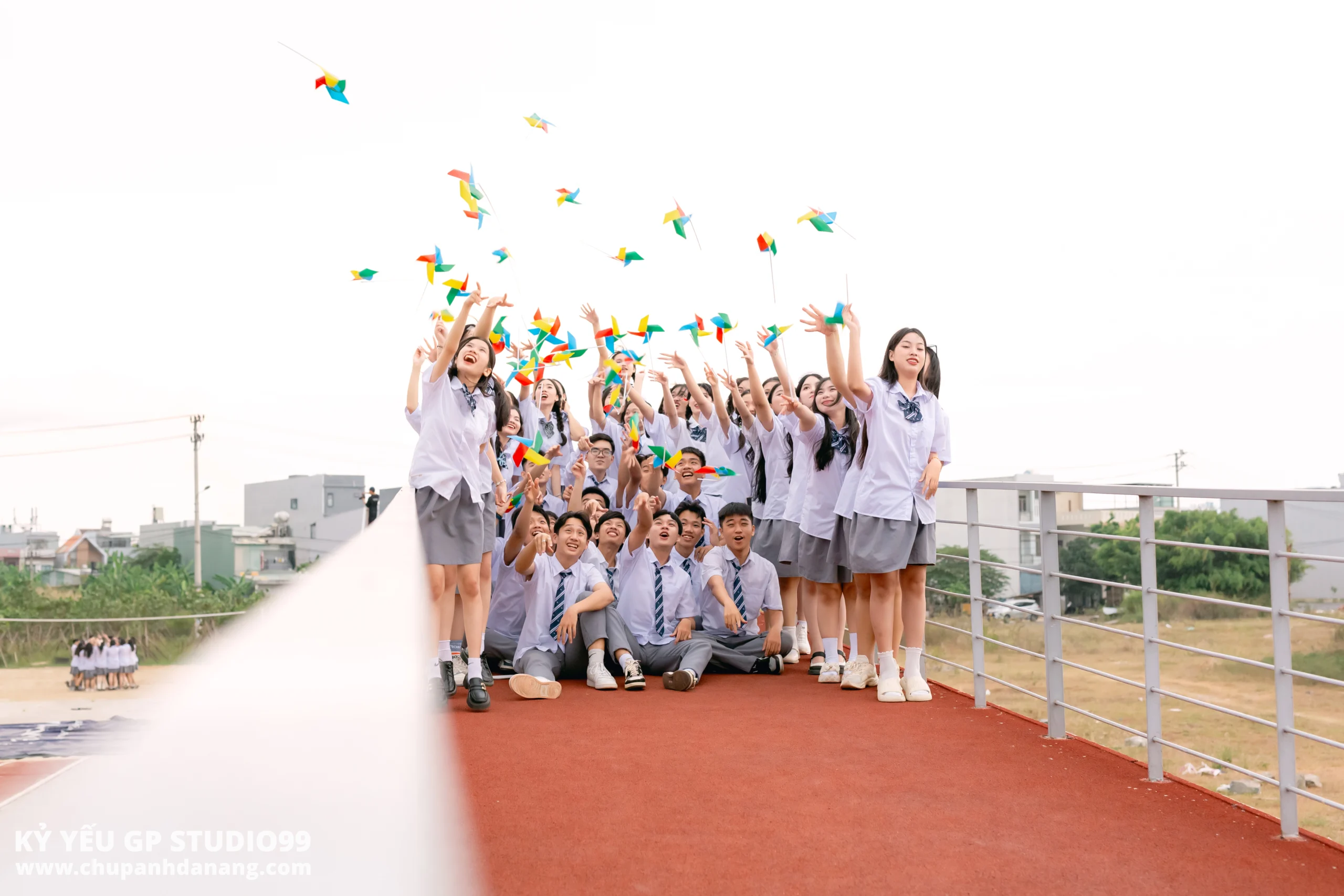 Thuê trang phục - Kỷ yếu Đà Nẵng GP Studio99