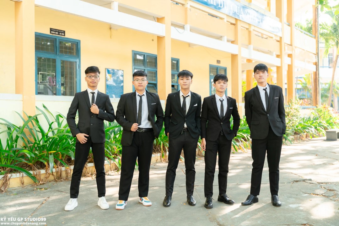 bao quan ao vest sau buoi chup