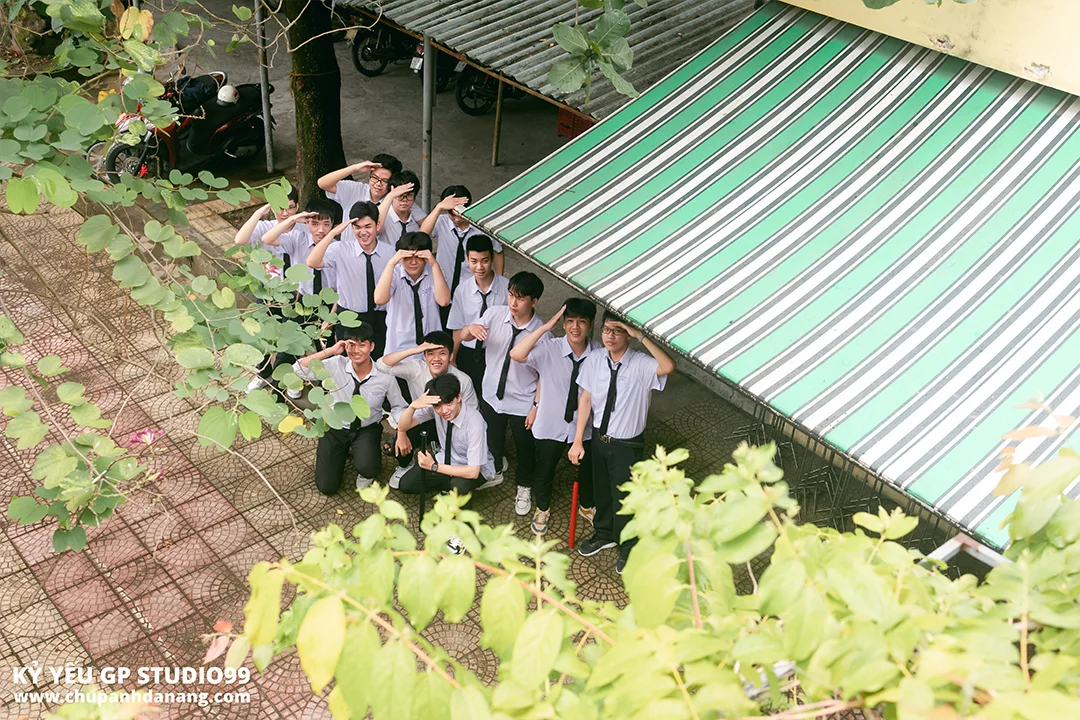 Làm Sao Để Ảnh Kỷ Yếu Đẹp Dù Thời Tiết Xấu? - Kỷ Yếu Đà Nẵng GP Studio99 5 boi canh sang tao anh ky yeu