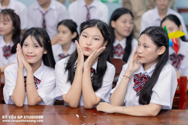 Kỷ yếu Đà Nẵng | Lớp 9/2 | Trường THCS Nguyễn Hồng Ánh 147 ky yeu 92 thcs nguyen hong anh da nang 34