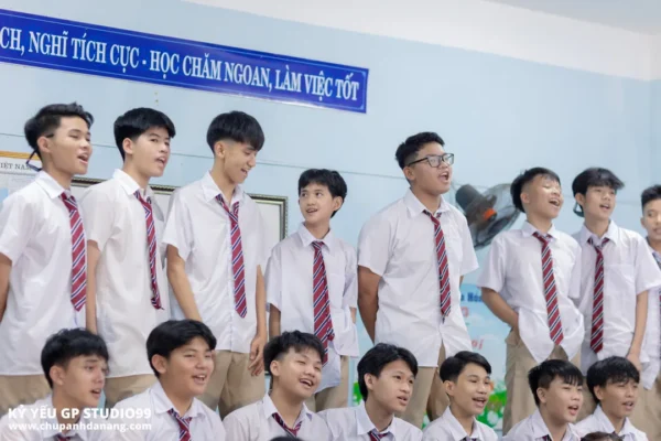 Kỷ yếu Đà Nẵng | Lớp 9/2 | Trường THCS Nguyễn Hồng Ánh 150 ky yeu 92 thcs nguyen hong anh da nang 37