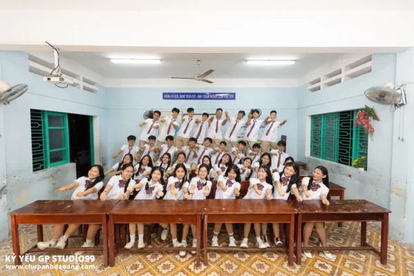 Kỷ yếu Đà Nẵng | Lớp 9/2 | Trường THCS Nguyễn Hồng Ánh 182 ky yeu 92 thcs nguyen hong anh da nang 69