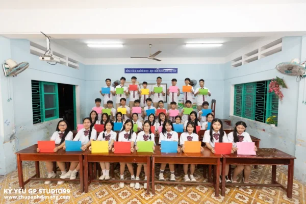 Kỷ yếu Đà Nẵng | Lớp 9/2 | Trường THCS Nguyễn Hồng Ánh 183 ky yeu 92 thcs nguyen hong anh da nang 70
