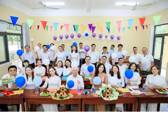 Xem lại bộ ảnh kỷ yếu sau 25 năm - Kỷ yếu Đà Nẵng GP Studio99