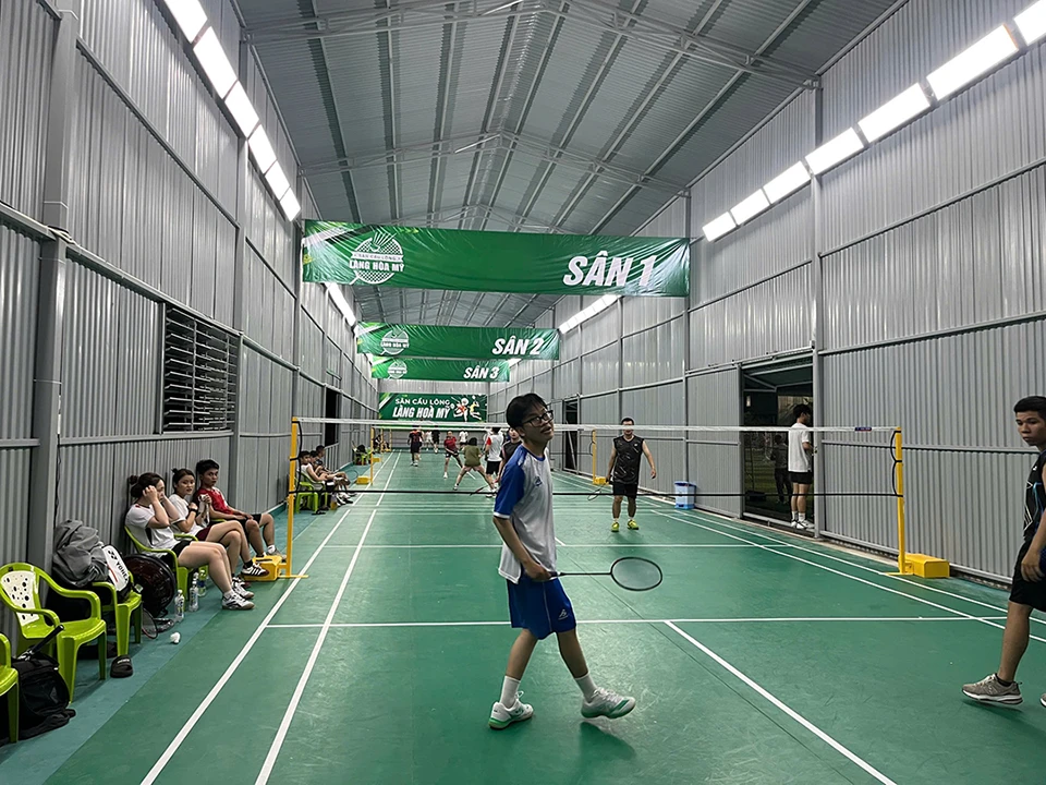 30 Sân Cầu Lông Đà Nẵng - Số điện thoại và địa chỉ cho các bạn học sinh liên hệ 22 san cau long lang hoa my lien chieu