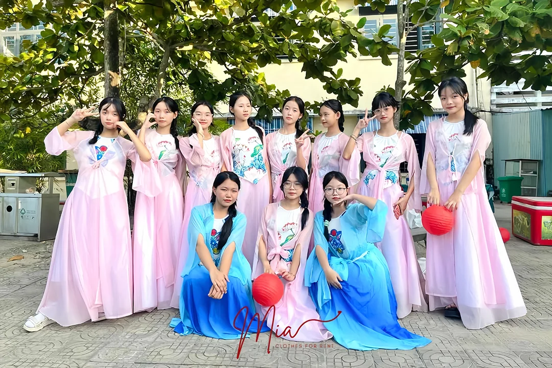 trang phuc bieu dien mia