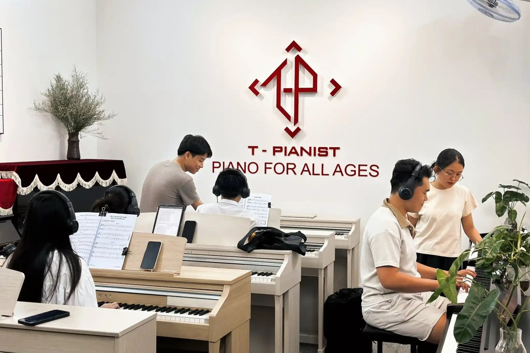 T pianist dia chi hoc piano tai Da Nang