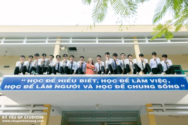 Kỷ yếu lớp 12/2 - Trường THPT Nguyễn Duy Hiệu 146 ky yeu 12 2 thpt nguyen duy hieu quang nam 24