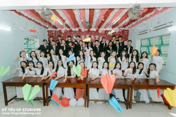 Kỷ yếu lớp 12/2 - Trường THPT Nguyễn Duy Hiệu 161 ky yeu 12 2 thpt nguyen duy hieu quang nam 40