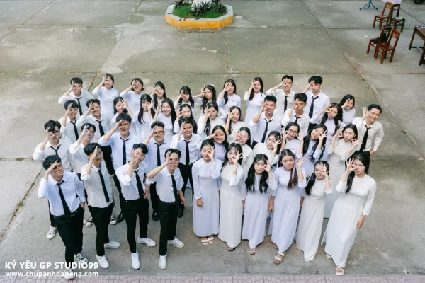 Kỷ yếu lớp 12/2 - Trường THPT Nguyễn Duy Hiệu 124 ky yeu 12 2 thpt nguyen duy hieu quang nam 7