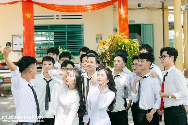 Kỷ yếu lớp 12/2 - Trường THPT Nguyễn Duy Hiệu 194 ky yeu 12 2 thpt nguyen duy hieu quang nam 71