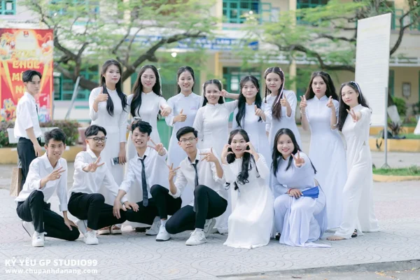 Kỷ yếu lớp 12/2 - Trường THPT Nguyễn Duy Hiệu 202 ky yeu 12 2 thpt nguyen duy hieu quang nam 80