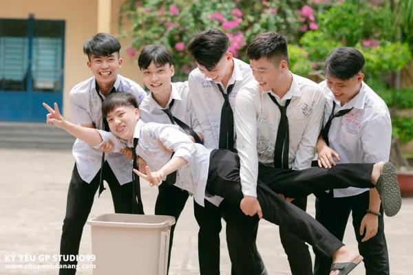 ky yeu 12 10 thpt nguyen thuong hien da nang 10