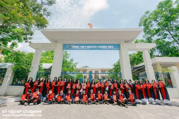 ky yeu 12 10 thpt nguyen thuong hien da nang 44