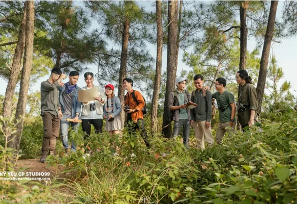Concept Thám Hiểm - Kỷ Yếu Đà Nẵng 21 Concept Kỷ yếu thám hiểm Kỷ yếu Đà Nẵng GP Studio99